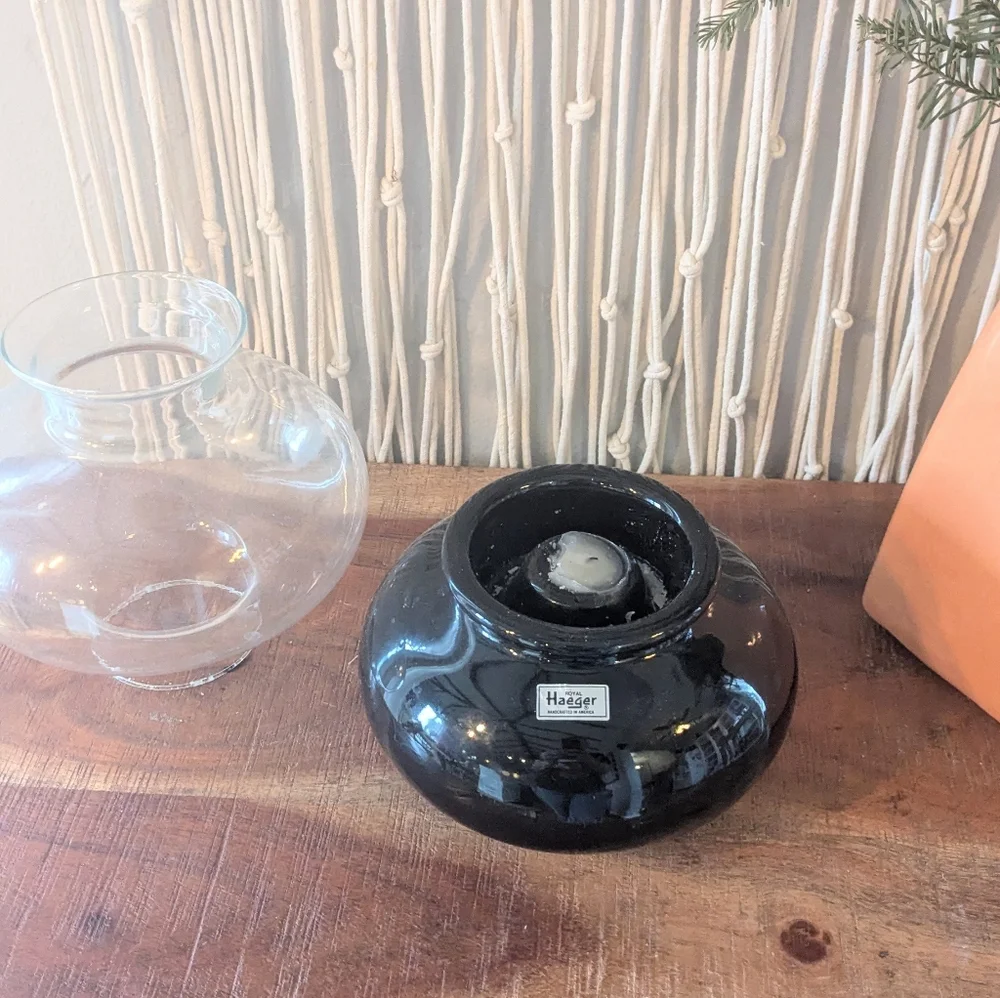 Haeger elegant black